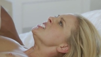 Alicia Rhodes Creampie